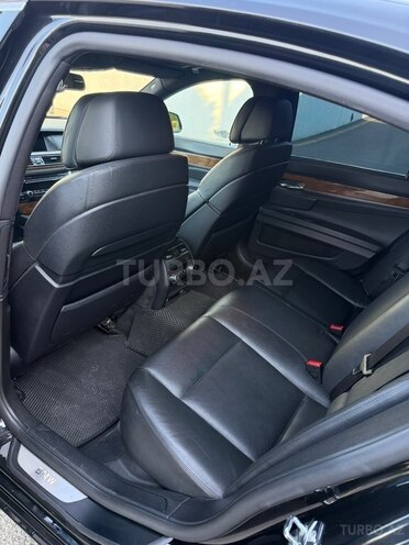 BMW 740-6