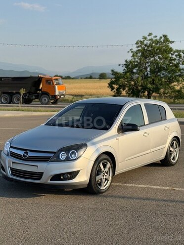Opel Astra-1