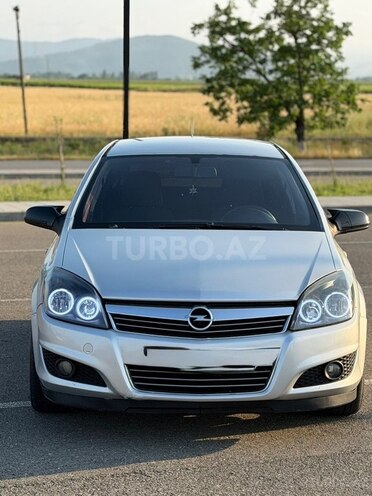 Opel Astra-2
