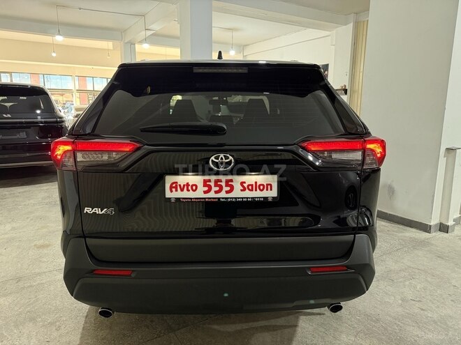 Toyota RAV4-5