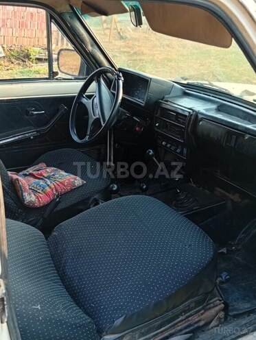 LADA (VAZ) Niva-5
