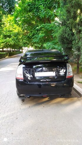 Toyota Prius-2