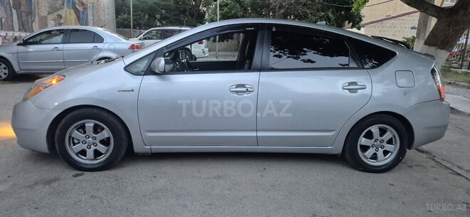 Toyota Prius-9