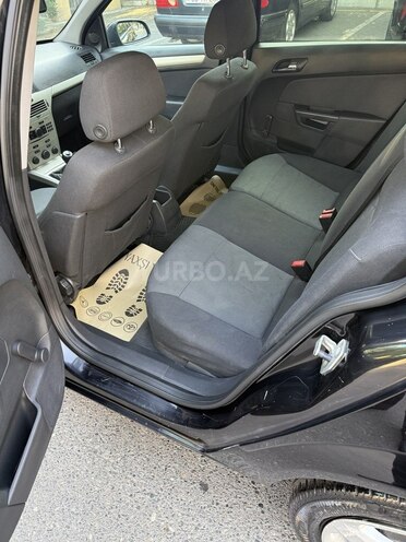 Opel Astra-10