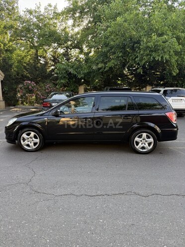 Opel Astra-2