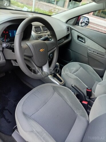 Chevrolet Cobalt-6