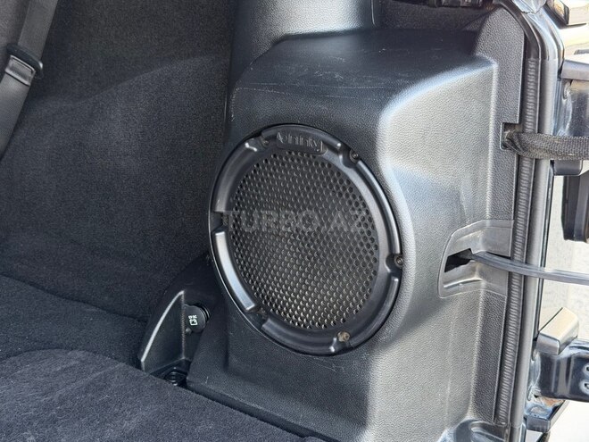 Jeep Wrangler-23