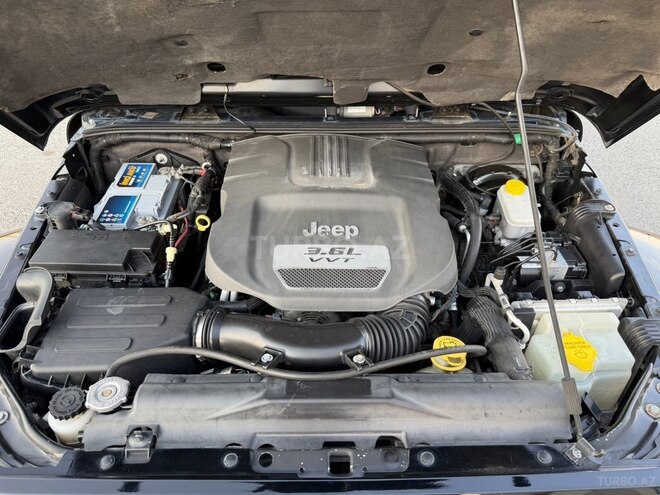 Jeep Wrangler-24