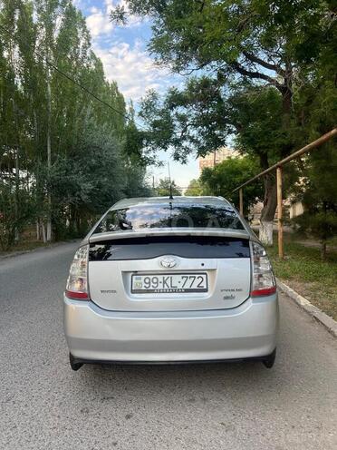 Toyota Prius-6