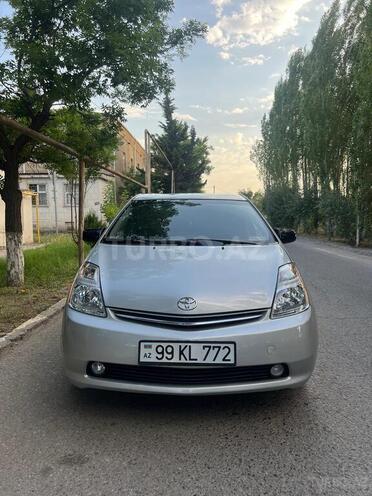 Toyota Prius-1