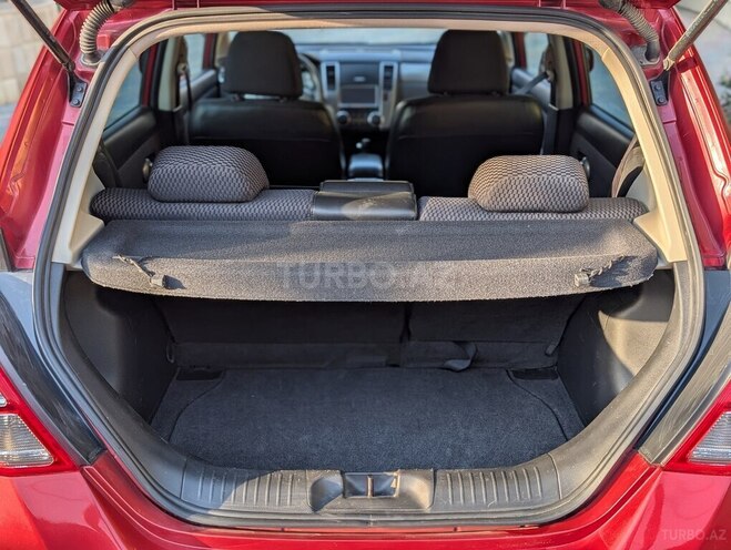 Nissan Tiida-6
