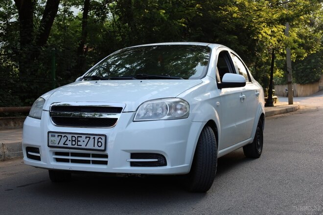 Chevrolet Aveo-1
