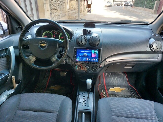 Chevrolet Aveo-3
