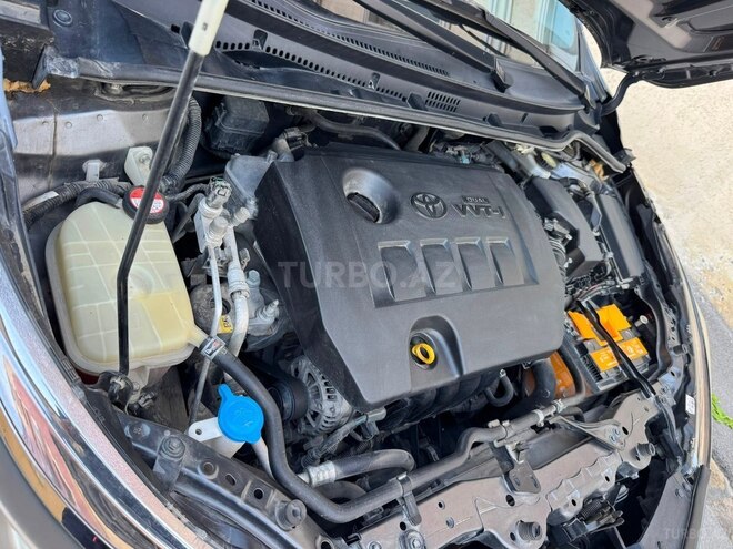 Toyota Corolla-5