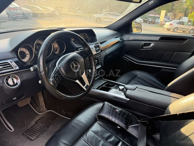 Mercedes E 220-8