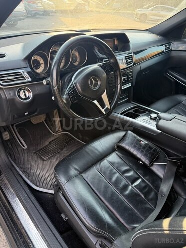 Mercedes E 220-5