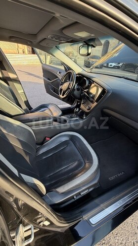 Kia Optima-5