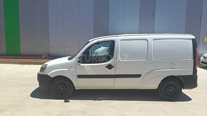 Fiat Doblo-4