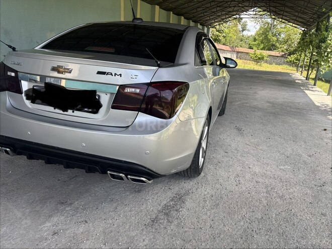 Chevrolet Cruze-4