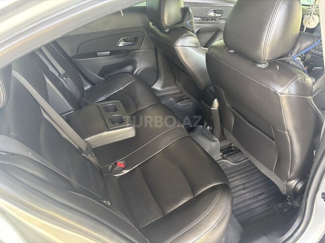 Chevrolet Cruze-7