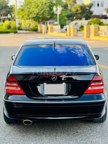 Mercedes C 230-4