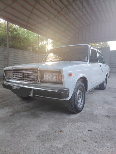 LADA (VAZ) 2107-2
