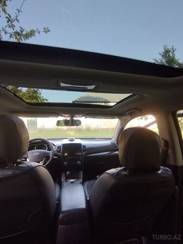 Kia Sorento-5