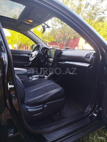Kia Sorento-7