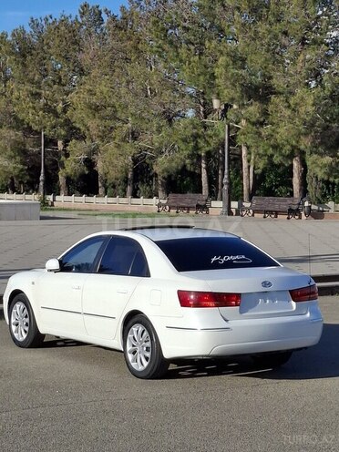 Hyundai Sonata-9