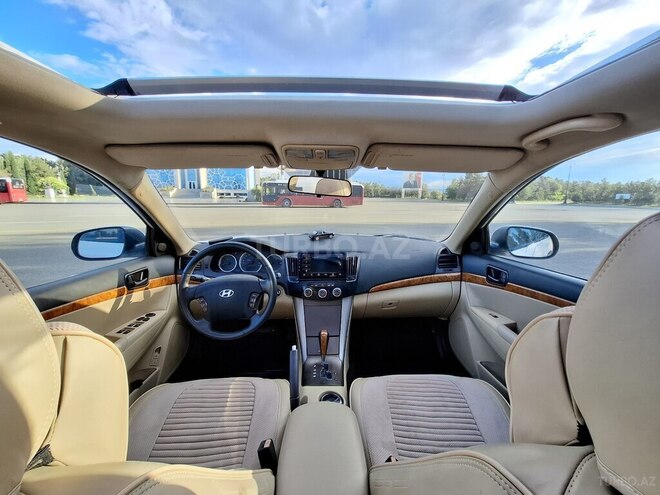 Hyundai Sonata-14