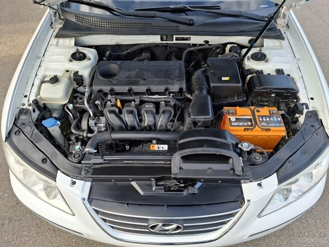 Hyundai Sonata-18