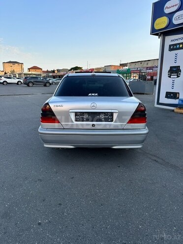 Mercedes C 240-2