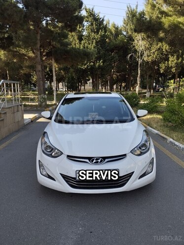 Hyundai Elantra-1