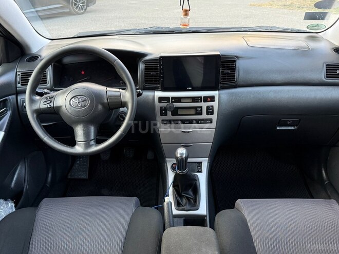 Toyota Corolla-13