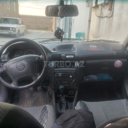 Opel Astra-3