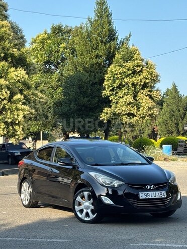 Hyundai Elantra-20