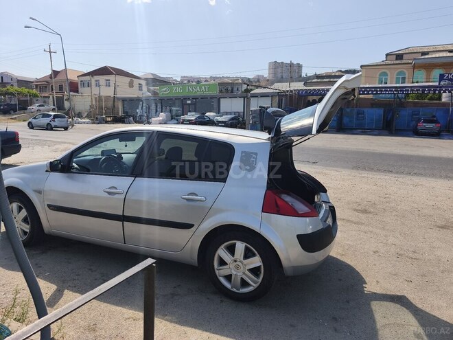 Renault Megane-5