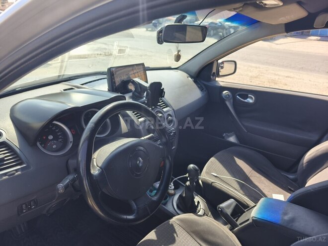 Renault Megane-7
