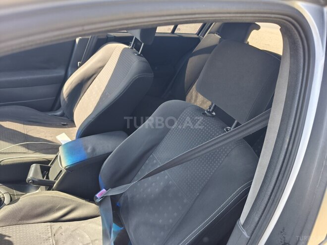 Renault Megane-8