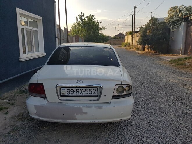 Hyundai Sonata-3