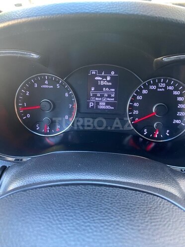 Kia Cerato-3