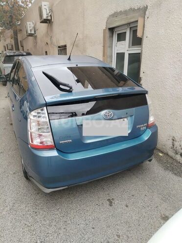Toyota Prius-2