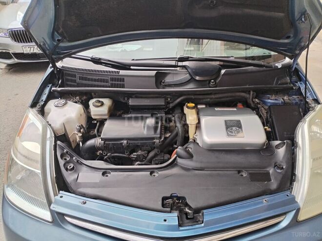 Toyota Prius-7