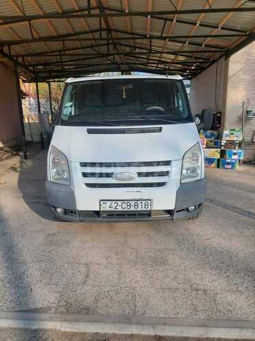 Ford Transit-1