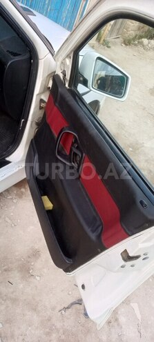 Volkswagen Polo-14