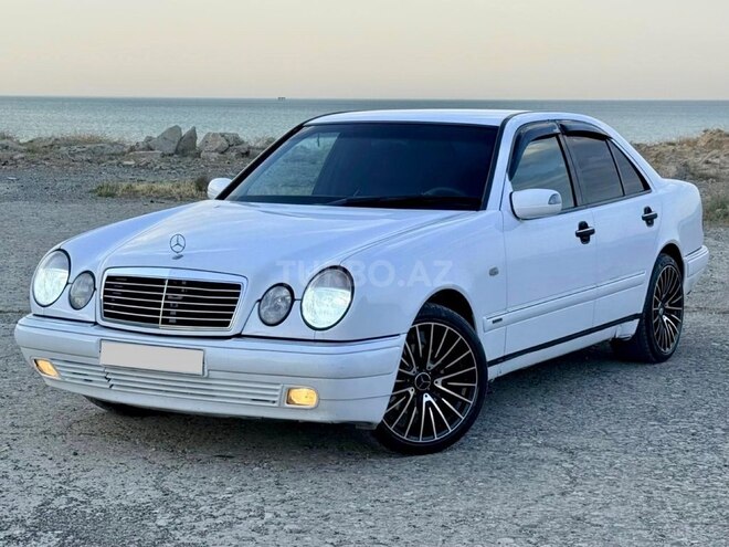 Mercedes E 280-3
