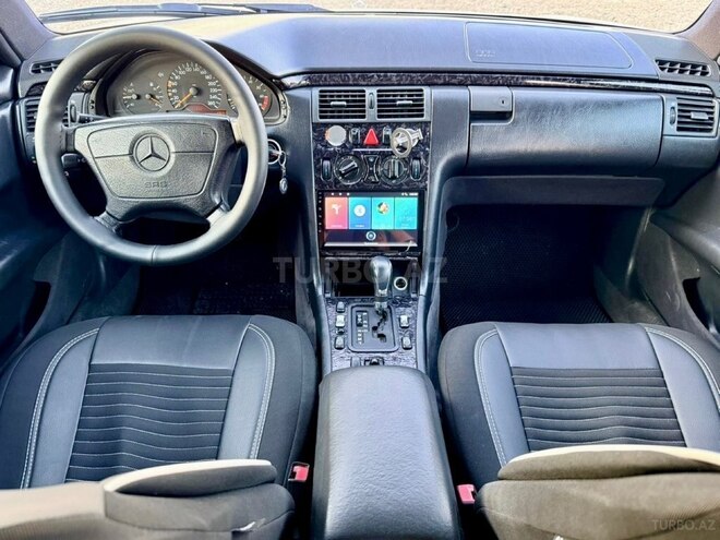 Mercedes E 280-14