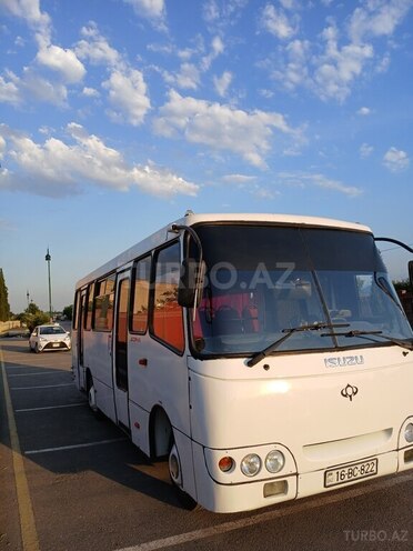 Isuzu Bogdan-2