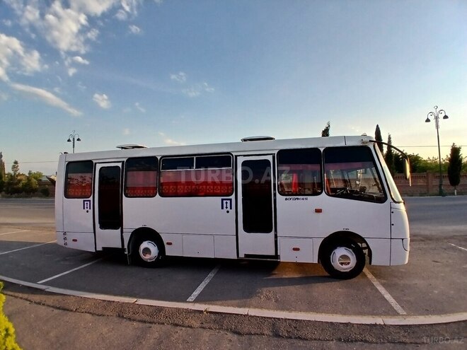 Isuzu Bogdan-7