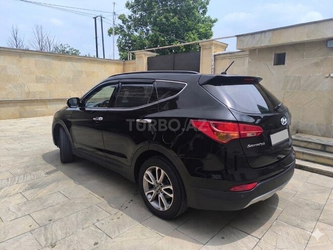 Hyundai Santa Fe-5